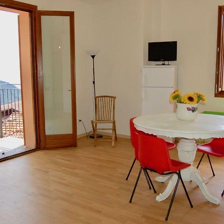 Casa Patrizia Apartment Sueglio Luaran gambar